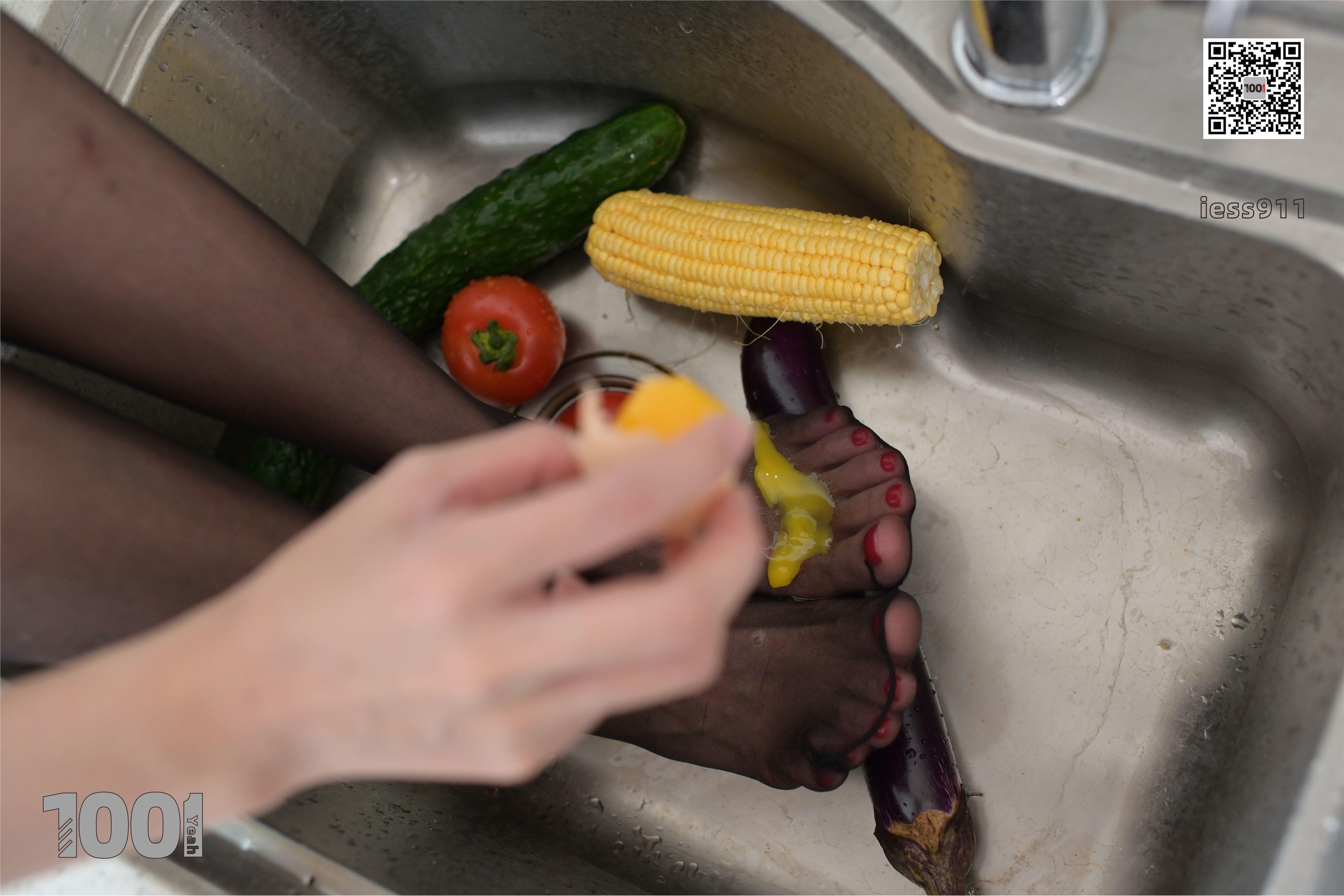 IESS异思趣向  一千零一夜 模特：Lucy《厨房里的妻子2》